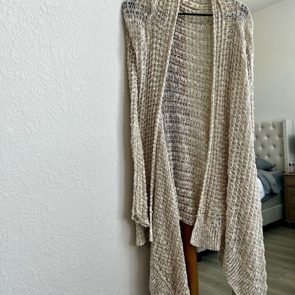 Hollister Cream Knit Cardigan